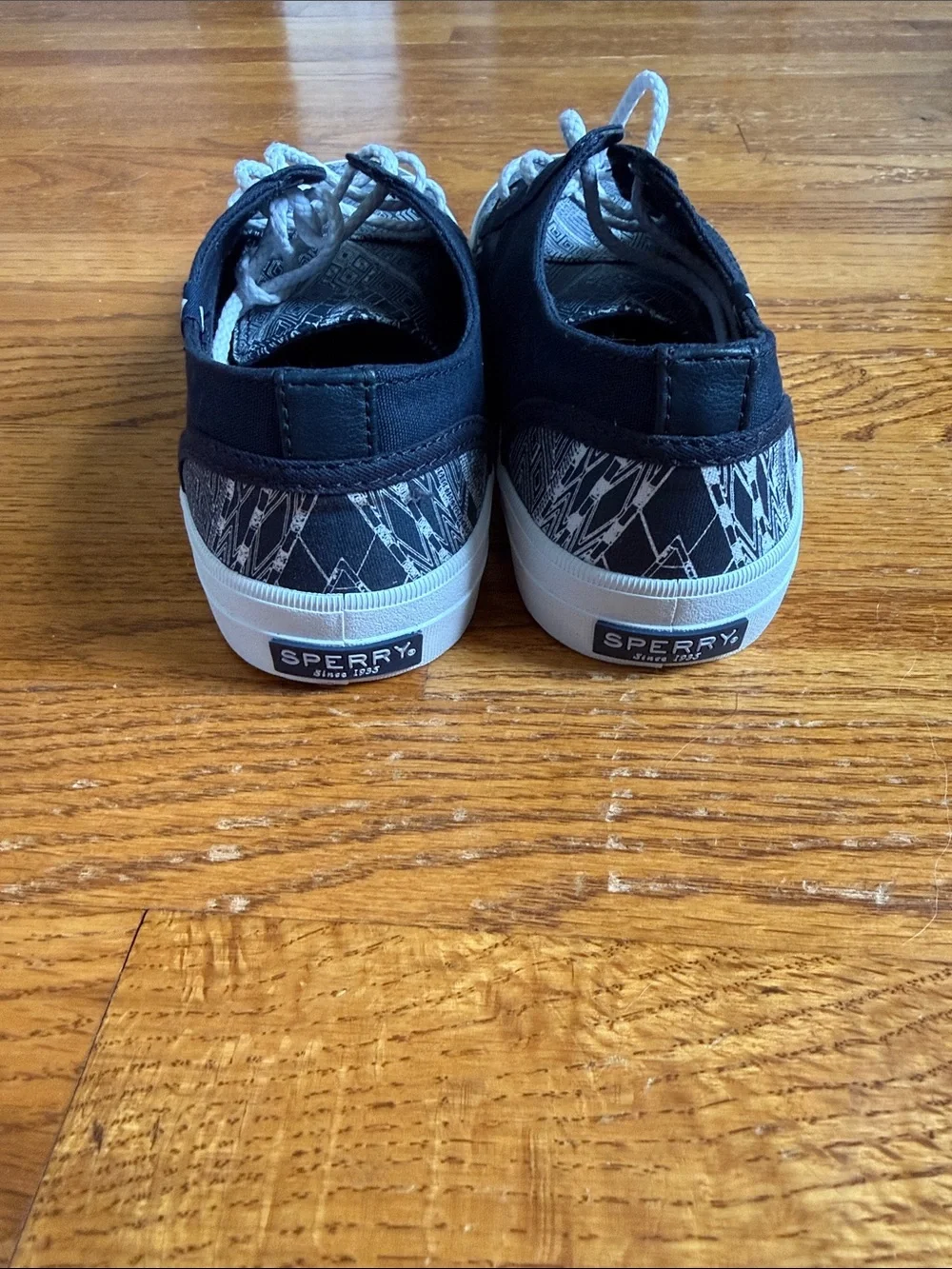 Sperry Top-Sider Crest Rider Native Lace Up Women’s Sneaker Shoes
